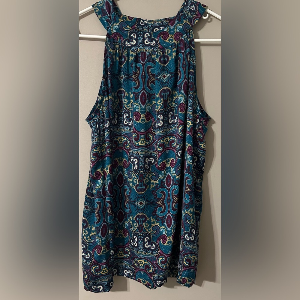 APT. 9 Size LARGE Teal and Burgundy Paisley Top NWT
